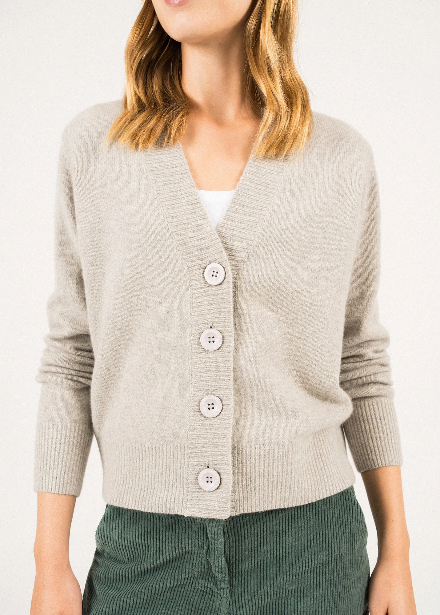 Belfast Wool Cardigan - with V-neck (GRIS CLAIR)