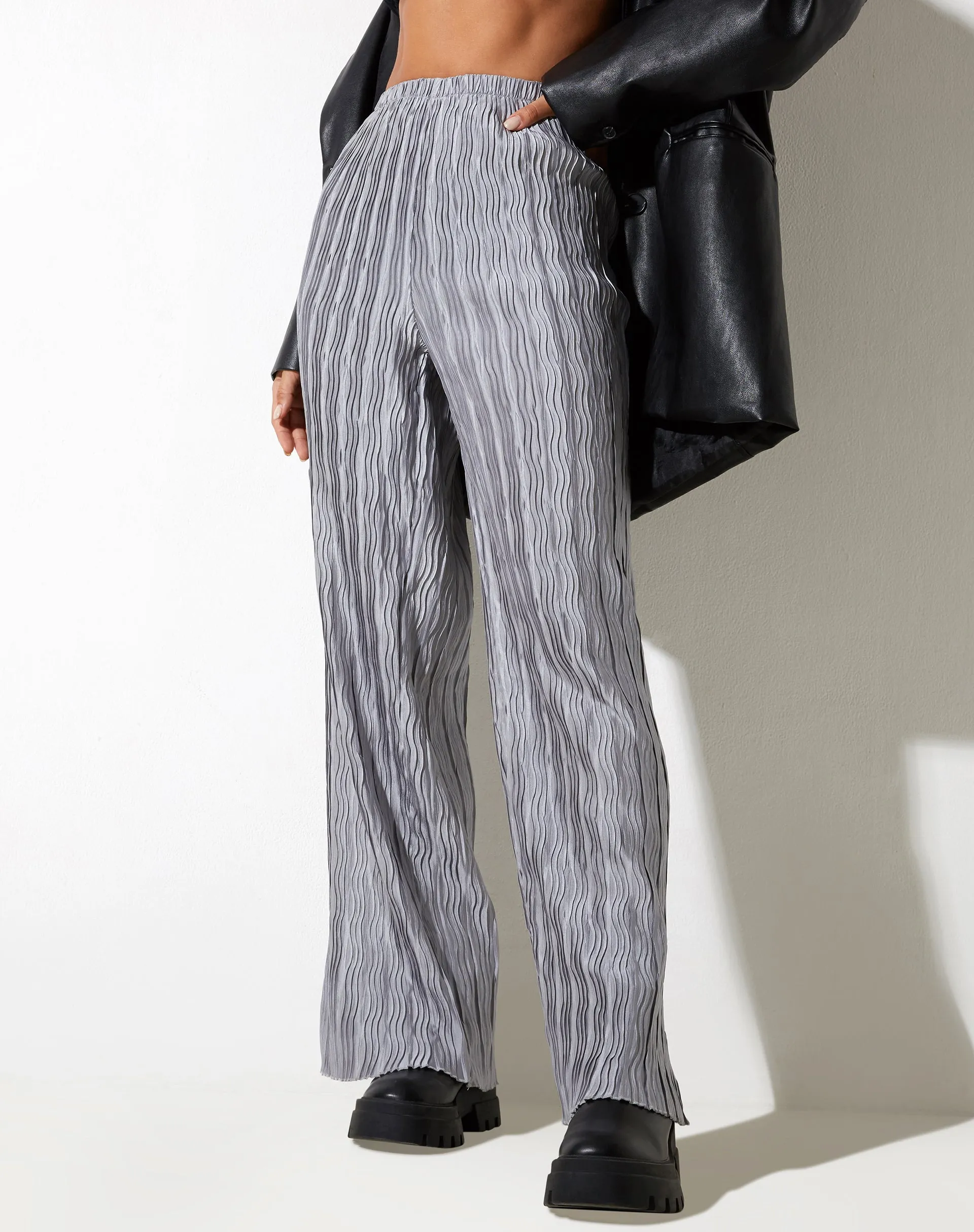 Bian Trouser in Crinkle Silver