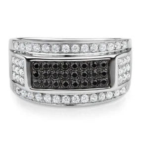 Dress ring with 0.7 carats* of diamond simulants in sterling silver