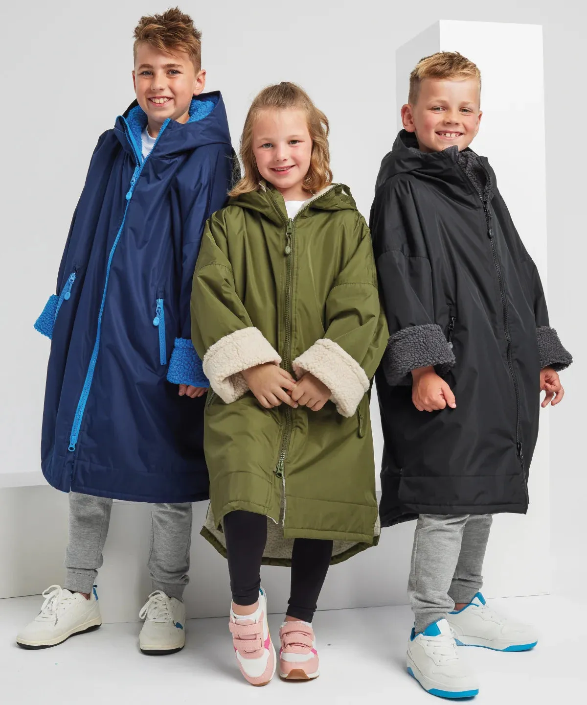 Kids TriDri® All-seasons waterproof changing robe