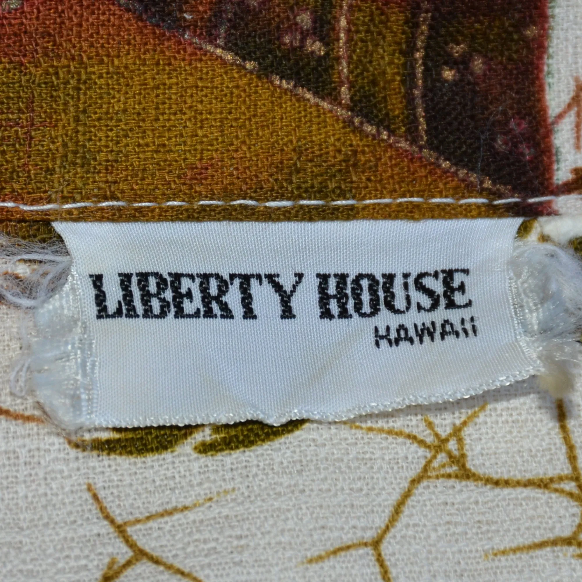 Liberty House Hawaii Vintage 60s/70s Hawaiian Shirt, Tiki Polynesian Aloha Shirt L