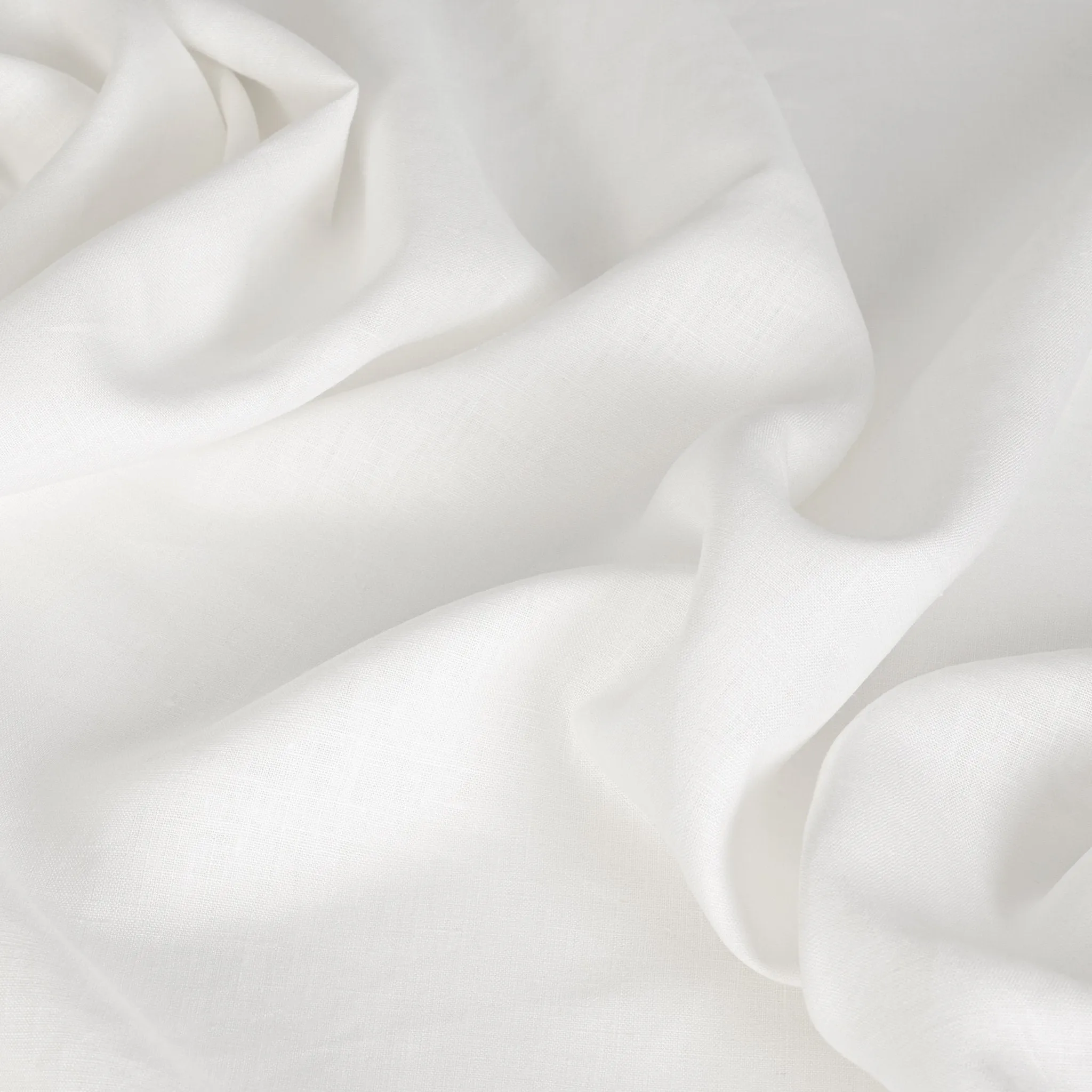 White Blouseweight Fabric 2227